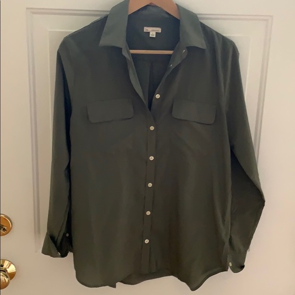 Float Tunic button down - Picture 2 of 4